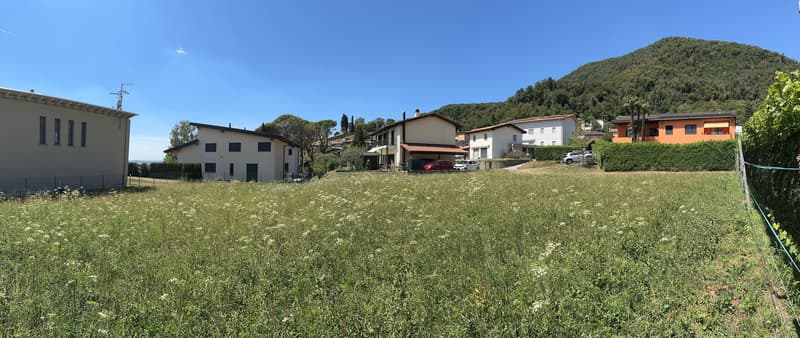 Terreno edificabile pianeggiante, nel verde e con progetto approvato (12)