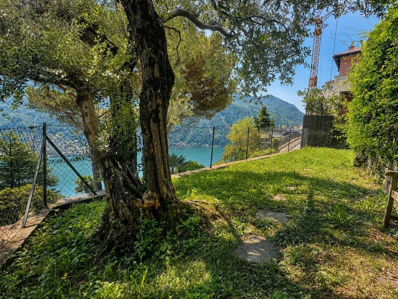 Elegante duplex con vista panoramica sul Lago (20)