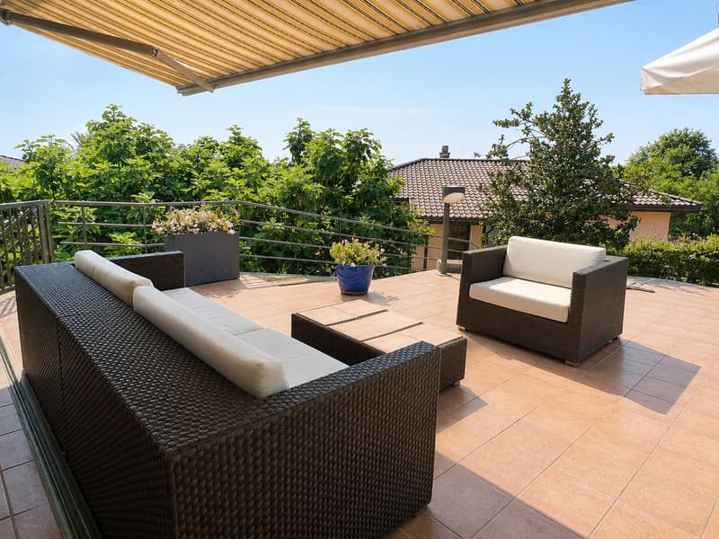Wunderschöne Villa mit Pool inmitten der Natur (8)