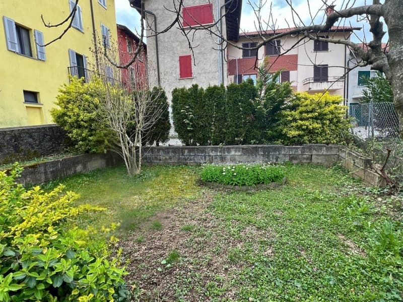 Graziosa casa di nucleo in affitto, con giardino (14)