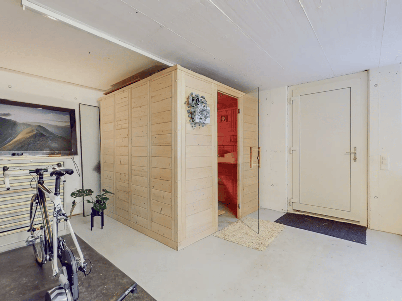 Maison individuelle 7,5 pièces à Corjolens – volumes généreux, bel extérieur avec piscine (9)