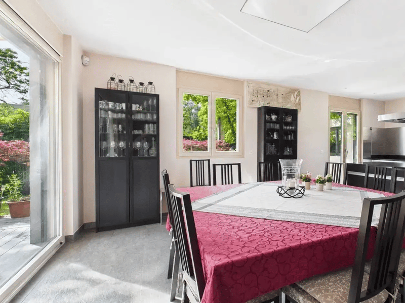 EXCLUSIVITE : Villa familiale de standing à Corsier (3)