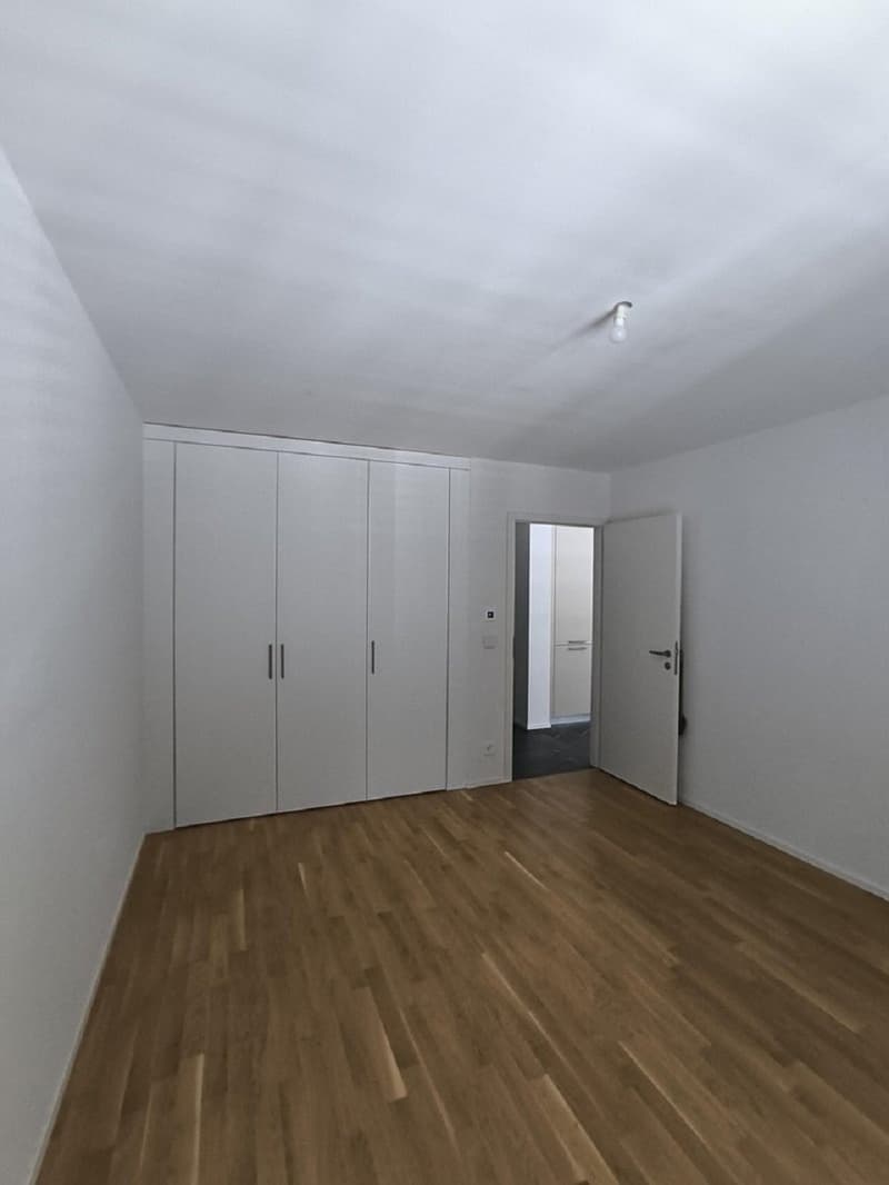 Appartement moderne de 3 pièces avec balcon à Delémont (6)