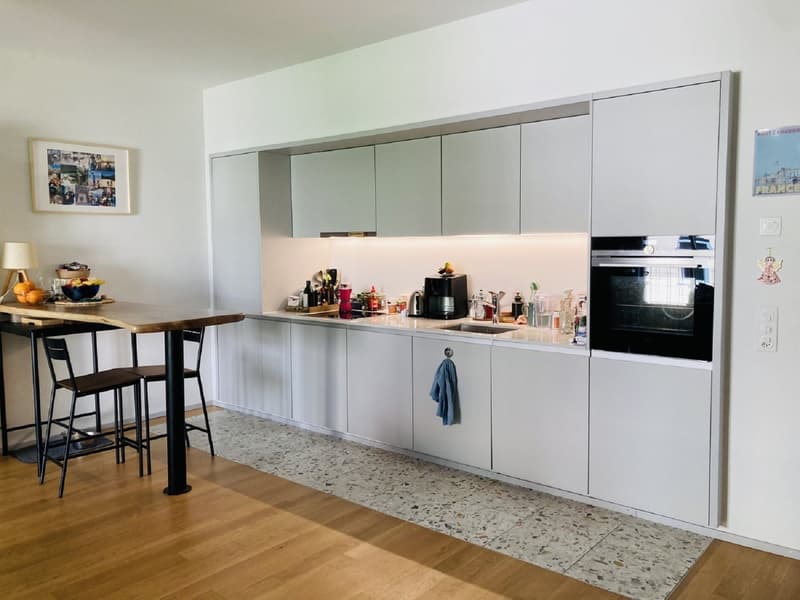 Appartement moderne de 3 pièces avec balcon à Lausanne (4)