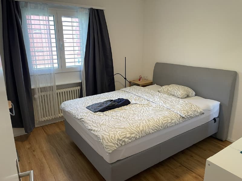 Gemütliche 2.5-Zimmer-Wohnung mit Balkon in Regensdorf – sofort verfügbar! (2)