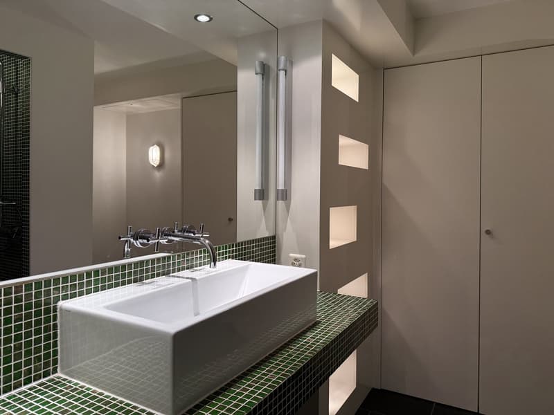 Exklusive 6.5-Zimmer-Landhausvilla mit Pool an bester Lage in Riehen (12)