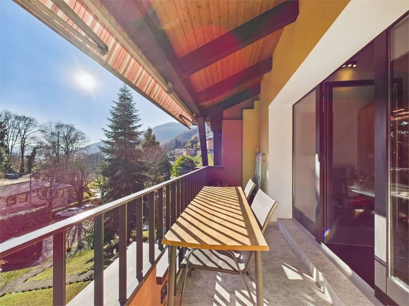 ACCOGLIENTE APPARTAMENTO DI 2,5 LOCALI CON BALCONE E VISTA APERTA-ZWEI (11)