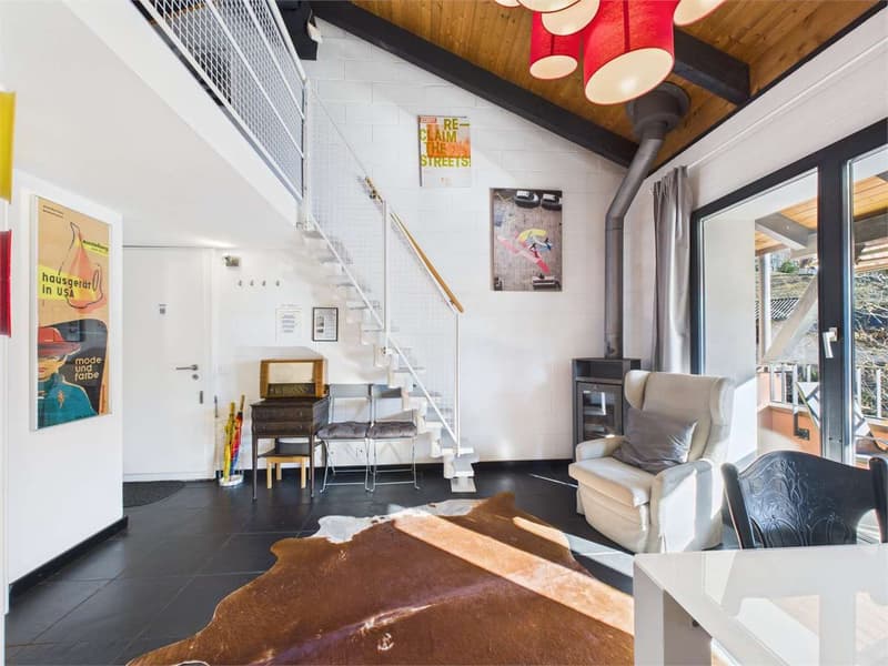 ACCOGLIENTE APPARTAMENTO DI 2,5 LOCALI CON BALCONE E VISTA APERTA-ZWEI (5)