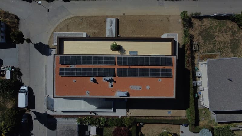 2 EXKLUSIVE EIGENTUMSWOHNUNGEN MIT EINSTELLHALLE (8)