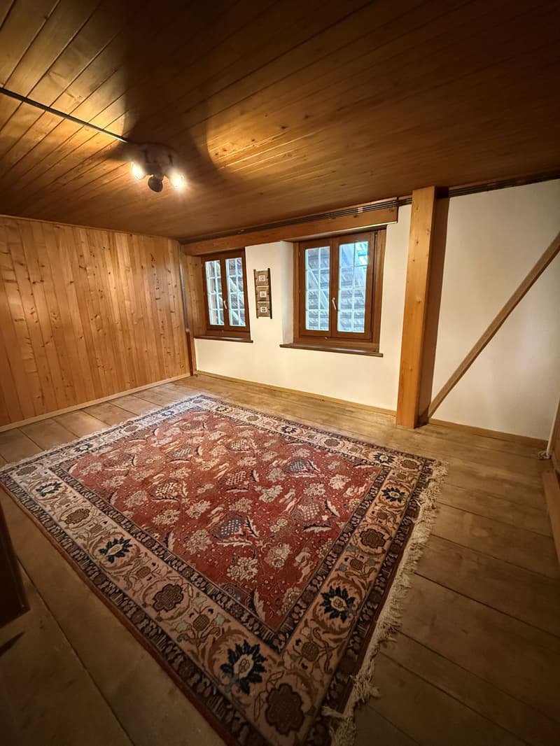 Charmantes 7.5-Zimmer-Bauernhaus in Winkel zu vermieten (15)