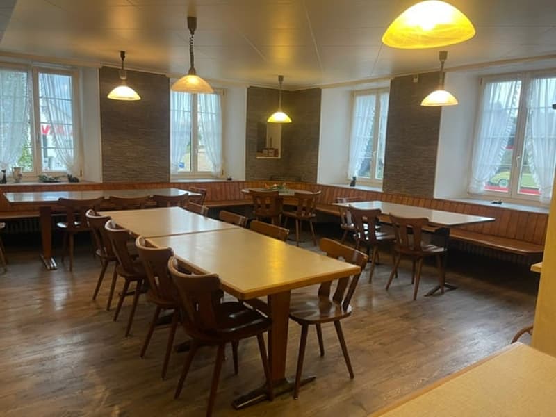 Vielseitige Gewerberäume an gut frequentierter Lage in Eglisau (4)