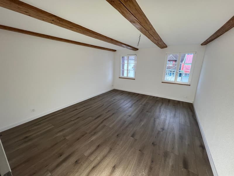 Neu renovierte 4.5 Zimmer-Maisonettewohnung mitten im Städtli (8)