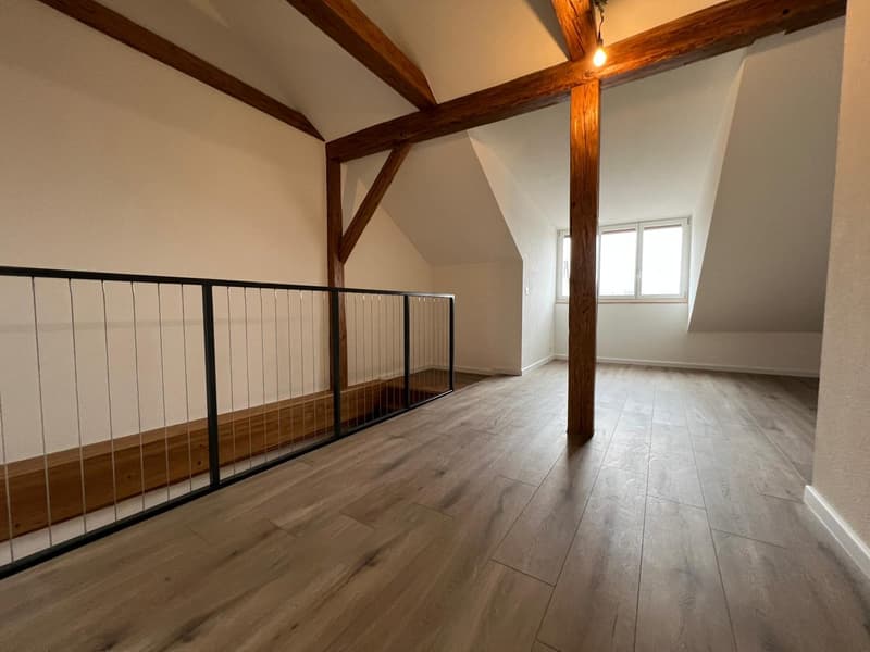 Neu renovierte 4.5 Zimmer-Maisonettewohnung mitten im Städtli (16)