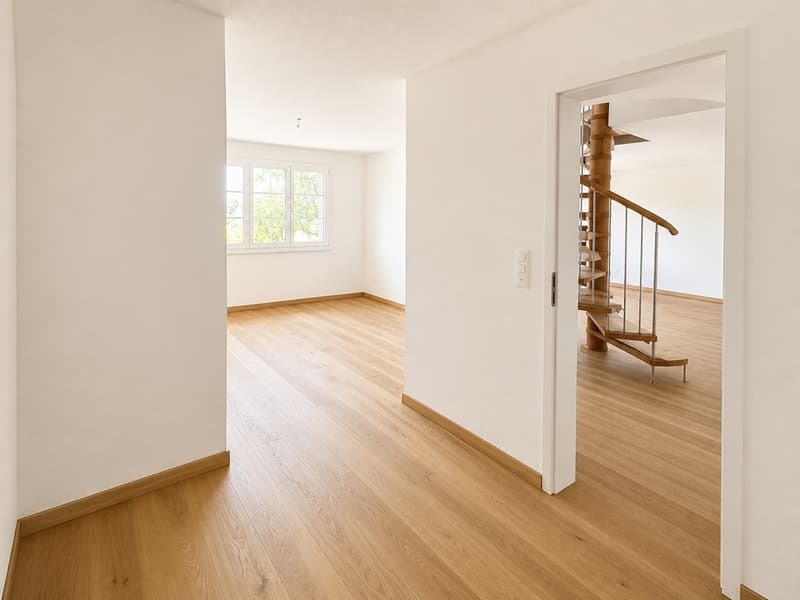 Moderne 4,5-Zimmer Garten - Maisonette mit neuem Innenausbau (2)