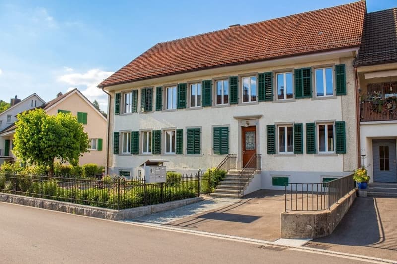Gepflegtes Mehrfamilienhaus mit 4 Einheiten (8)