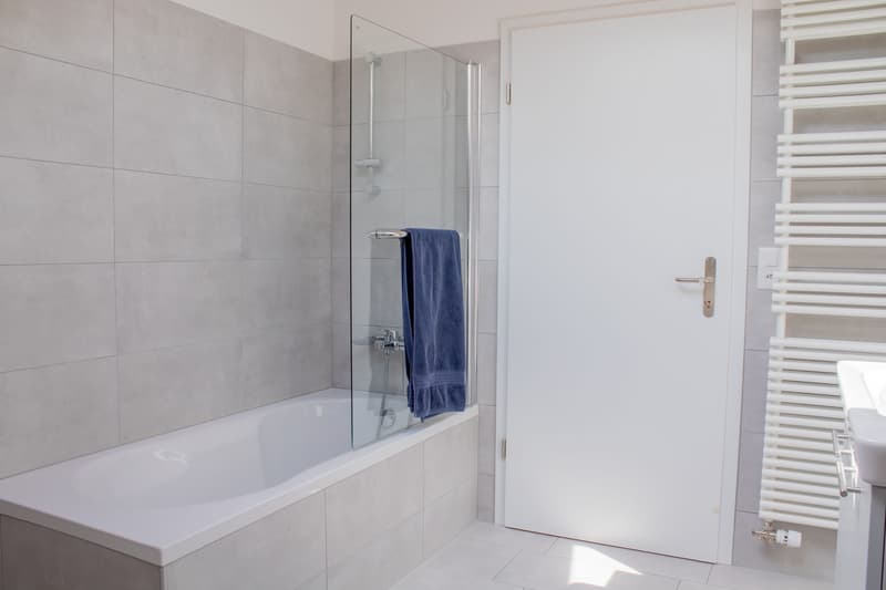 Modernes, helles 5.5-Zimmer Einfamilienhaus (8)
