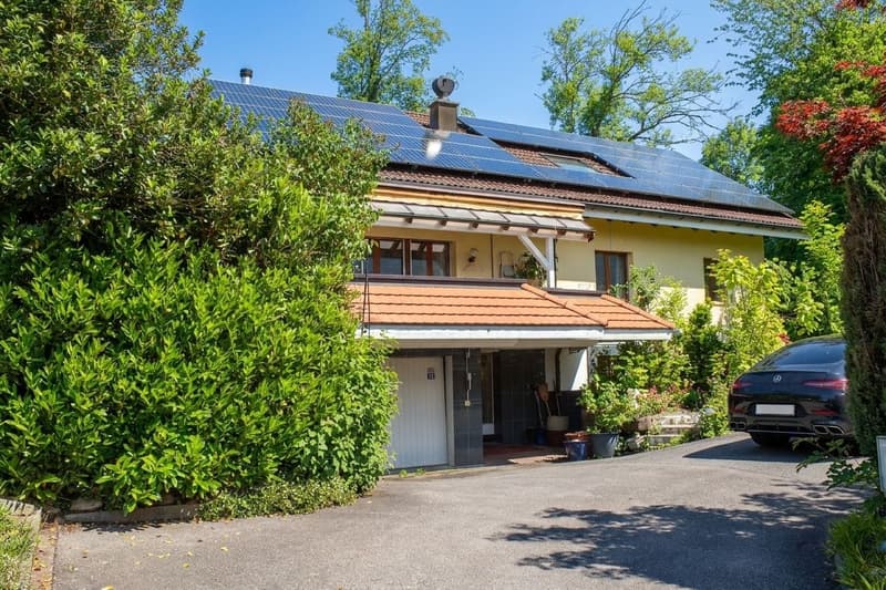8.5-Zi. EFH mit Einliegerwohnung in Benken - grosszügiges Grundstück (11)