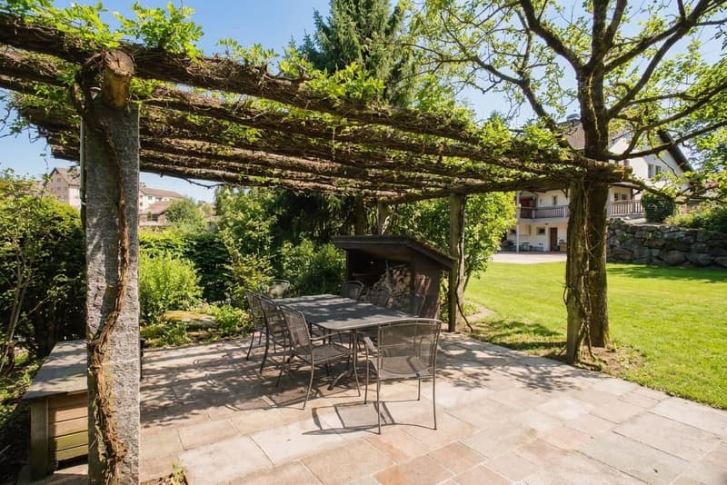 Landvilla mit Wellnessoase und Parkanlage (7)