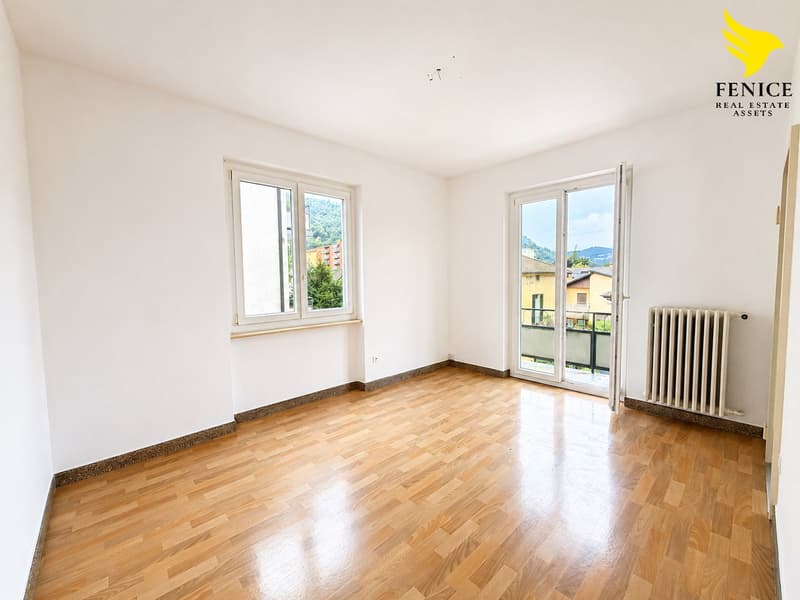Luminoso appartamento di 3.5 locali a Chiasso disponibile da metà Settembre (4)