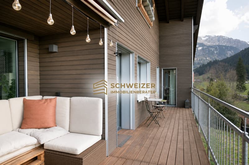Charmant Aussen, wohnlich modern Innen – MFH mit Weitblick (3)