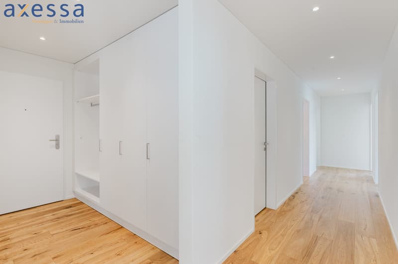 4.5-Zimmer-Gartenwohnung mit Wintergarten und grossem Gartenbereich in Obfelden (8)
