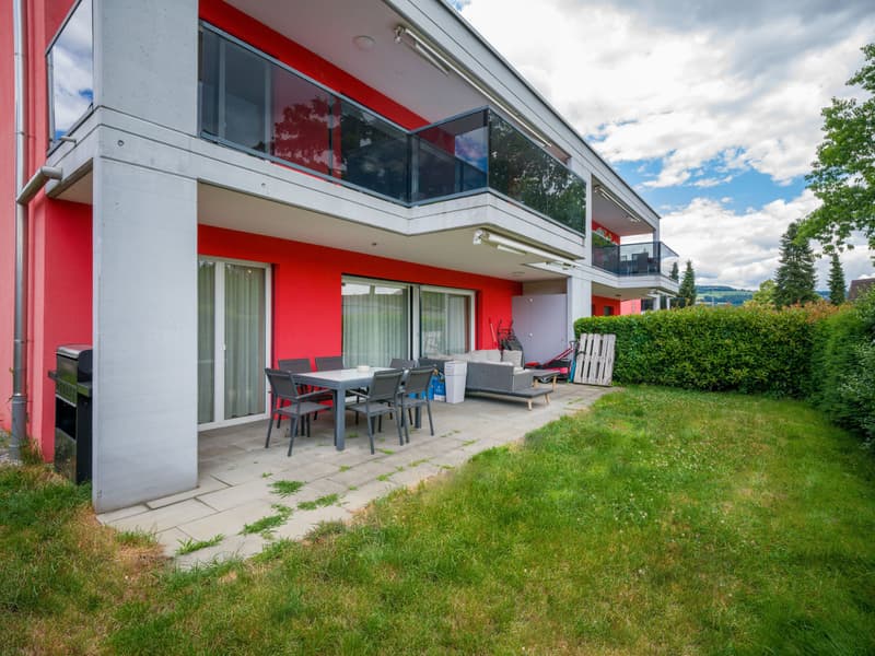 4.5 Zimmer-Gartenwohnung mit eigenem Gartenanteil in Fischbach-Göslikon (12)