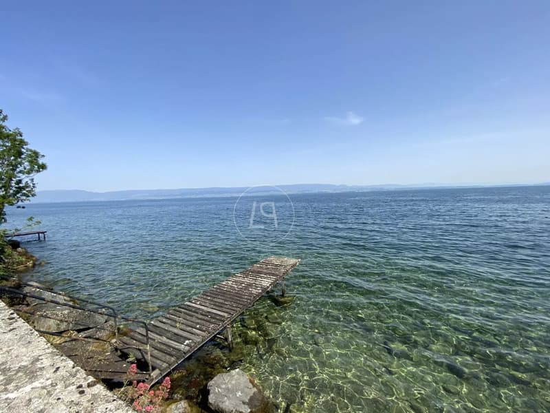 Land and project for an exceptional waterfront villa (6)