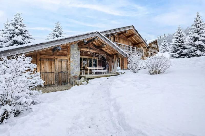 Charming, exceptional chalet near Megève (12)