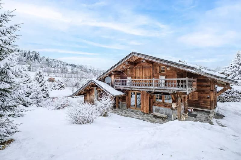 Charming, exceptional chalet near Megève (3)