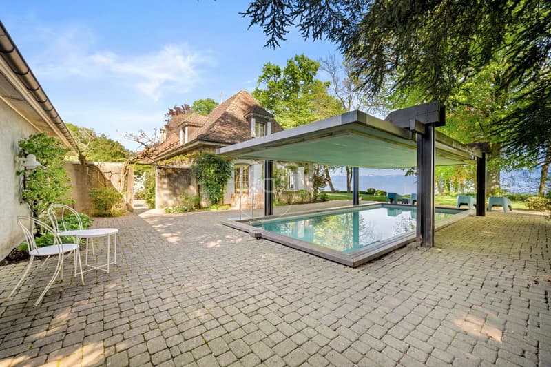 Exceptional waterfront property with strong potential, St-Prex (3)