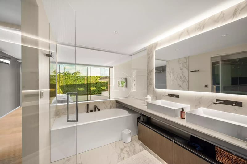 Villa contemporaine d'exception, vue et accès privé au lac,rive gauche (9)
