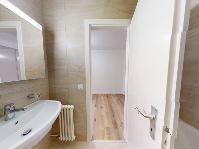 Appartement 3.5 pièces lumineux avec balcon à Chavornay (8)