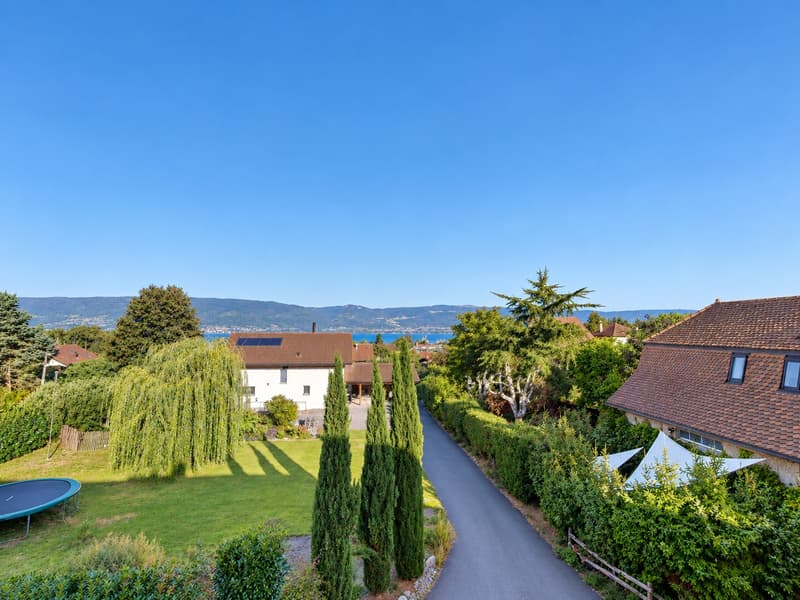 Maison de maître avec 4 appartements à Chevroux (21)