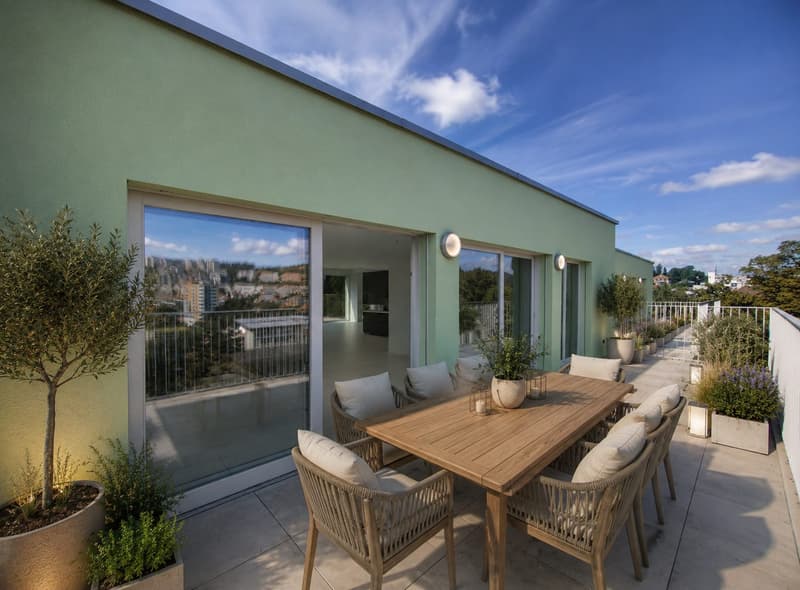 Magnifique attique de 6.5 pièces neuf avec terrasse et vue panoramique avec ascenseur privatif (4)