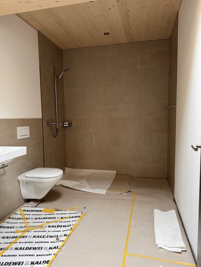 3.5-Zimmer-Attikawohnunng mit Sommerkühlung zu vermieten (16)