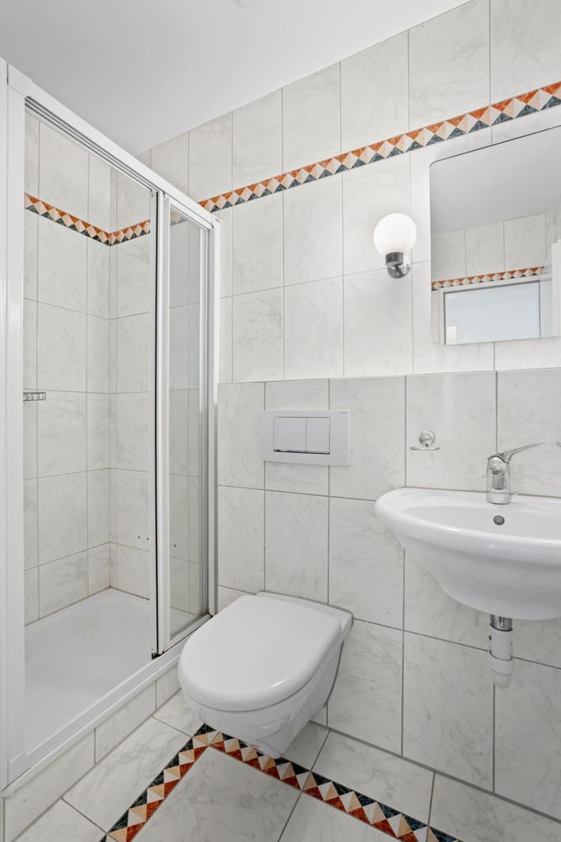 Traumhafte 4.5-Zimmer-Wohnung mit Seeblick in Oberrieden (21)