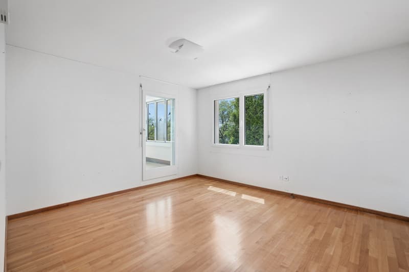 Traumhafte 4.5-Zimmer-Wohnung mit Seeblick in Oberrieden (19)