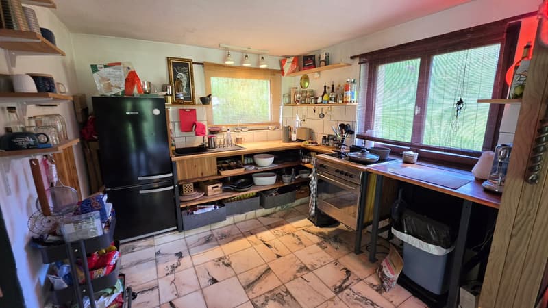 6-Zimmer-Zweifamilienhaus mit Panorama, Schwendi im Weisstannental SG (10)
