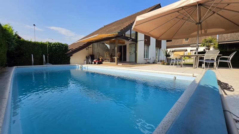 6.5-Zi.-Einfamilienhaus mit Pool in Leibstadt kaufen (1)