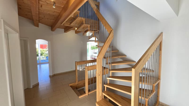 Helles 5.5-Zimmer-Einfamilienhaus in Titterten kaufen (7)