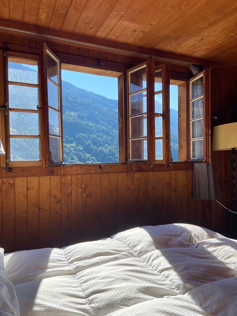 A rénover entièrement, Chalet traditionnel de 7 pièces - Anniviers (7)