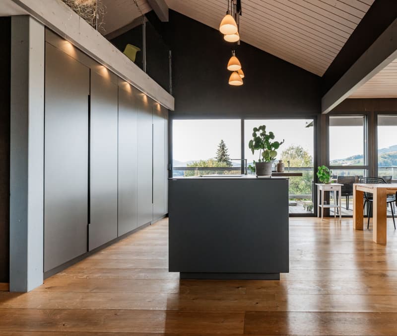 Magnifique appartement en attique de 4.5 pièces à Pont-la-Ville (2)