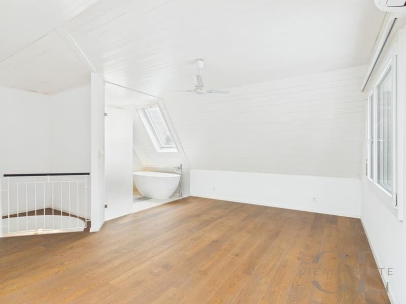 Attraktives 4.5 Zimmer-Reihenhaus mit Garage (3)