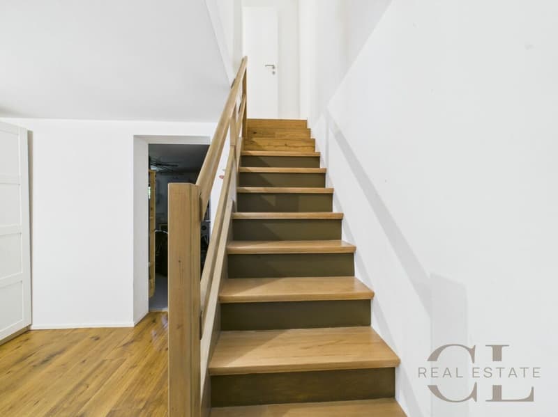 Stilvolles 4 Zimmer-Reihenhaus mit Garten in Oberwil (13)
