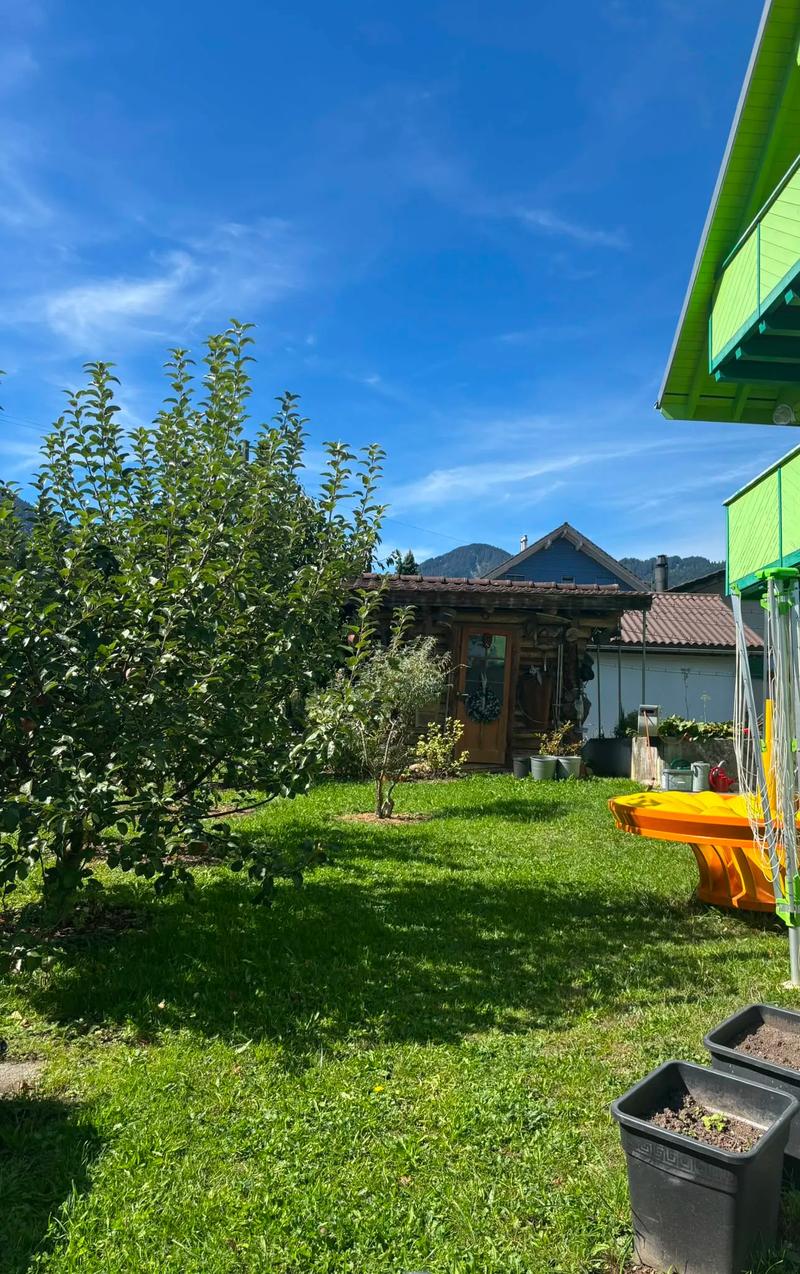 Grosszügiges 8.5-Zimmer-MINERGIE-Öko-Generationenhaus (12)