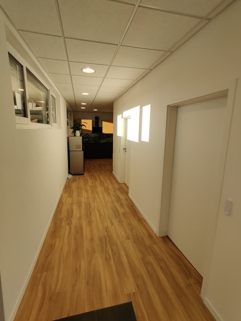 Flur EG Büro 1.0 und 1.1