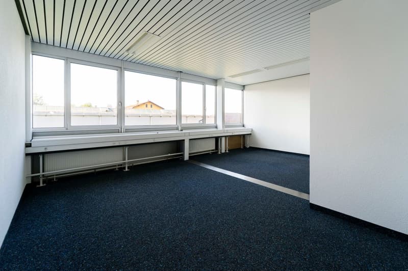 28 m² avec possibilité d’évolution : imaginez votre bureau (1)