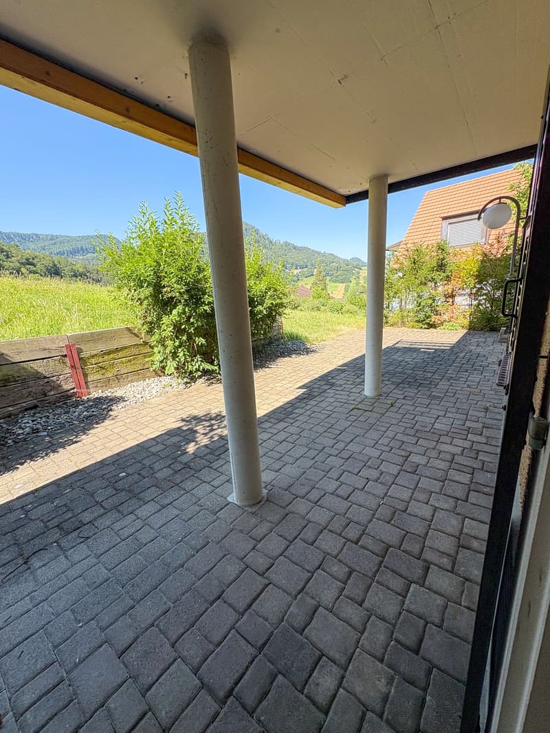 4-Zimmer-Gartenwohnung mit Cheminée in Büsserach mieten (2)