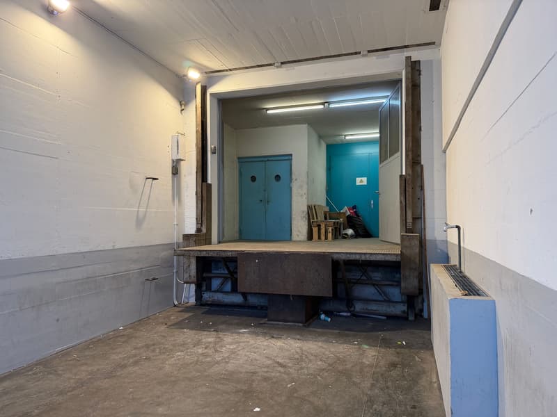 50 - 250 m² Lagerfläche im 2. UG mit Laderampe in Basel mieten (3)
