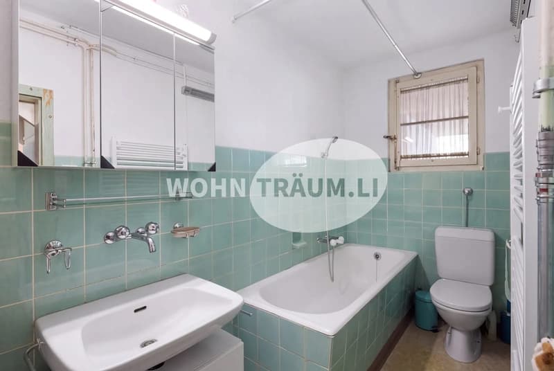 5-Zimmer Einfamilienhaus mit Landreserve in Welschenrohr (4)